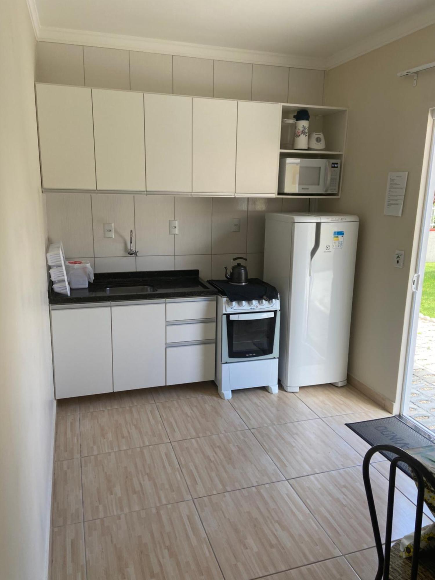 Residencial Cecilia Cruz Villa Bombinhas Eksteriør billede